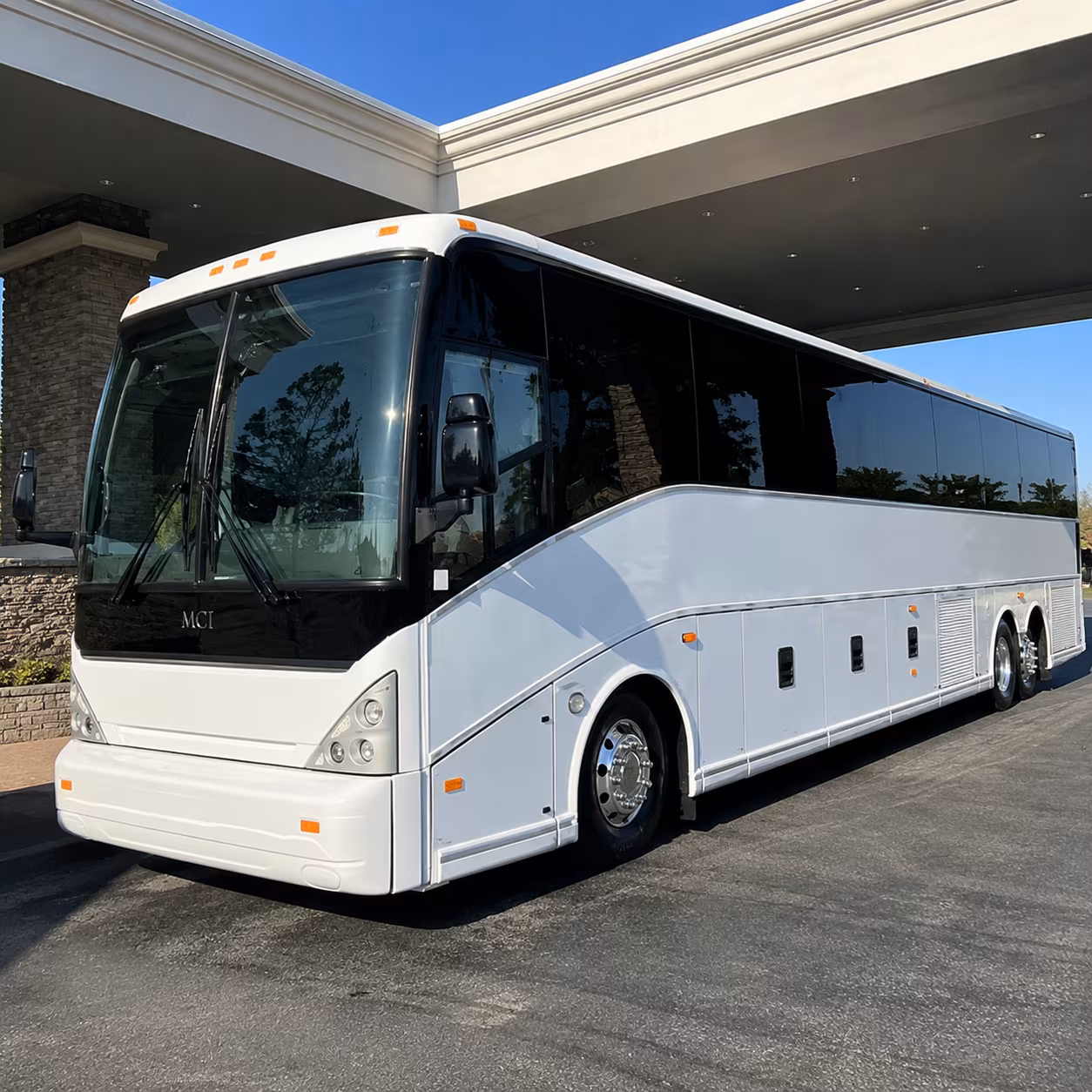 convention conference airport transfers to huntington place and beyond