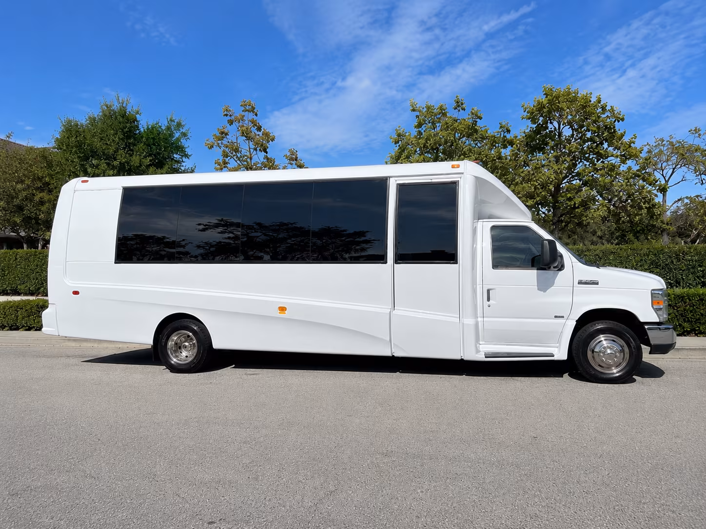 minibus rentals for troy school district club trips and enrichment outings